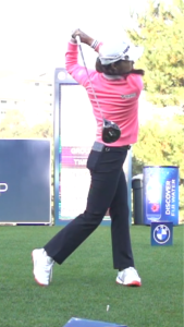 Minjee has set-up for maximum swing speed